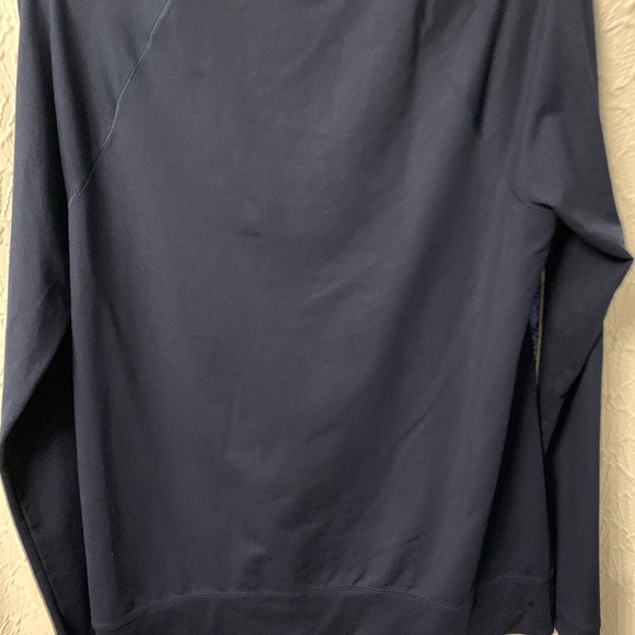 Women’s Under Armour crewneck - Picture 2 of 3